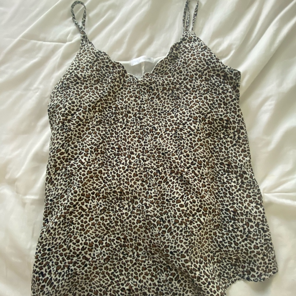vestique tank top